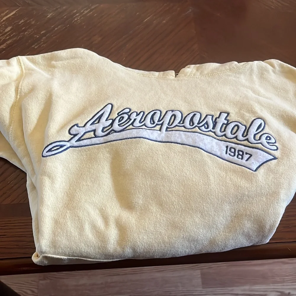 Aeropostale 1987 Hoodie - Picture 1 of 3